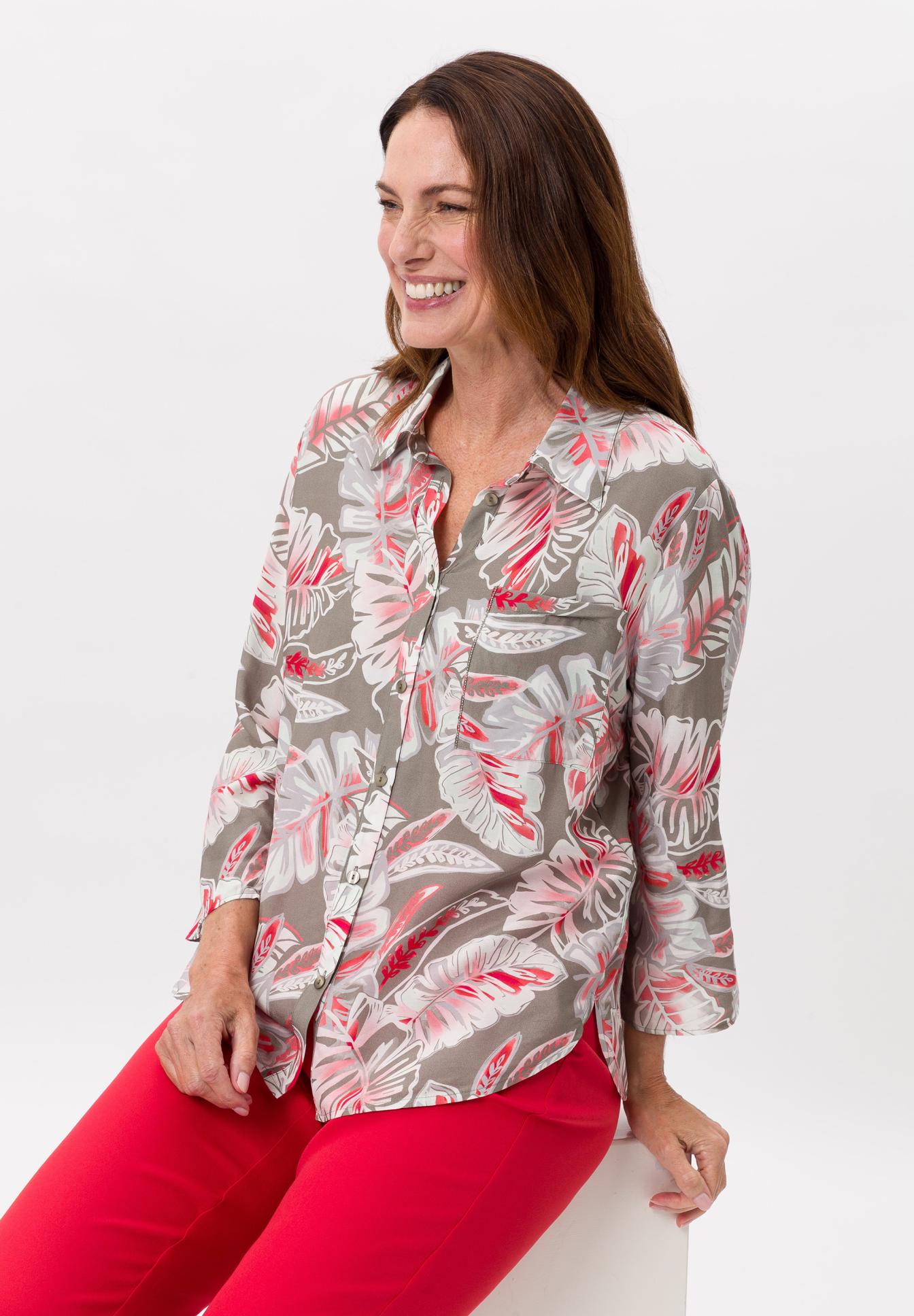 Shirt blouse with loving details. - Bild 4