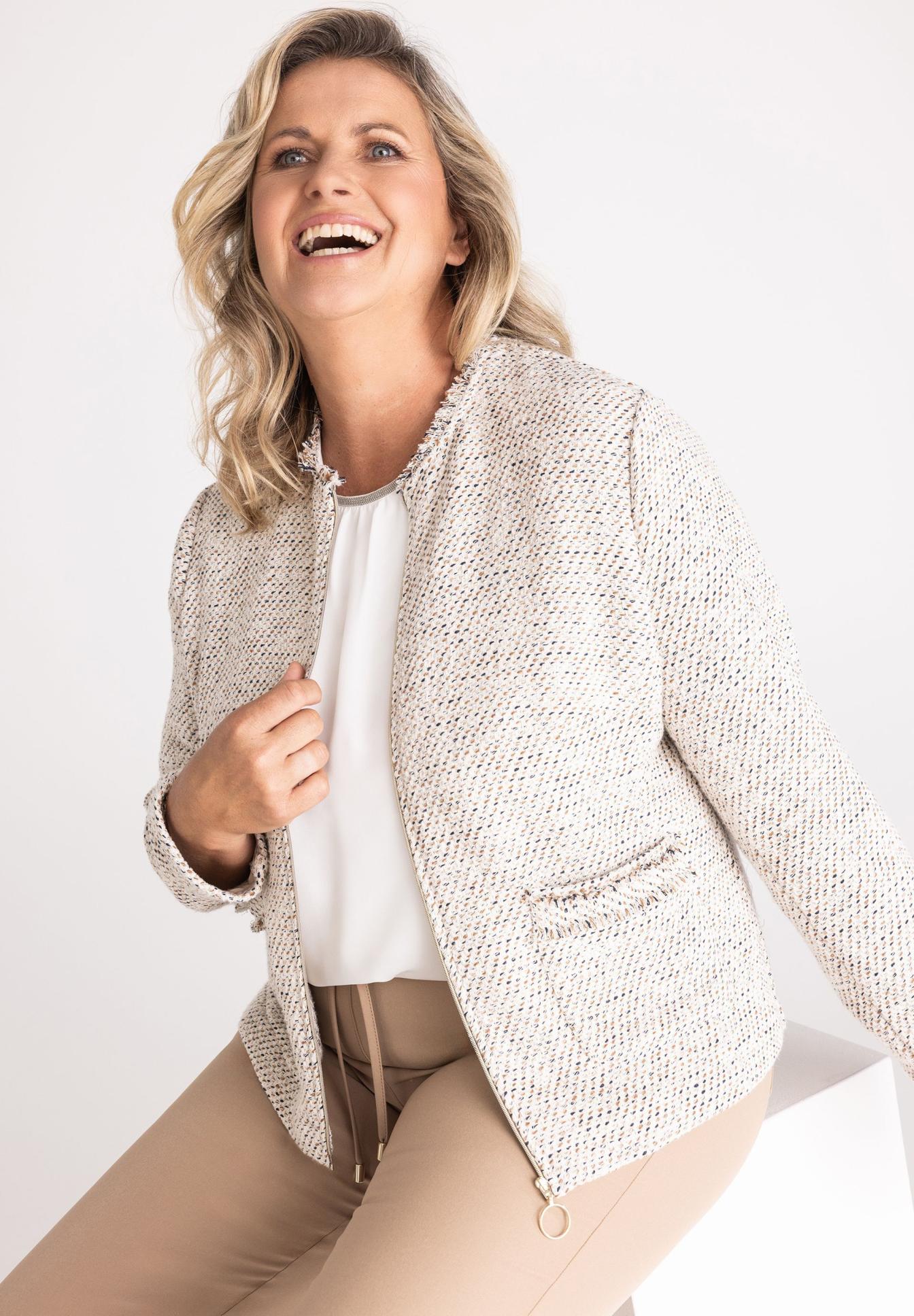 Light jacket With fringed trim - Bild 4