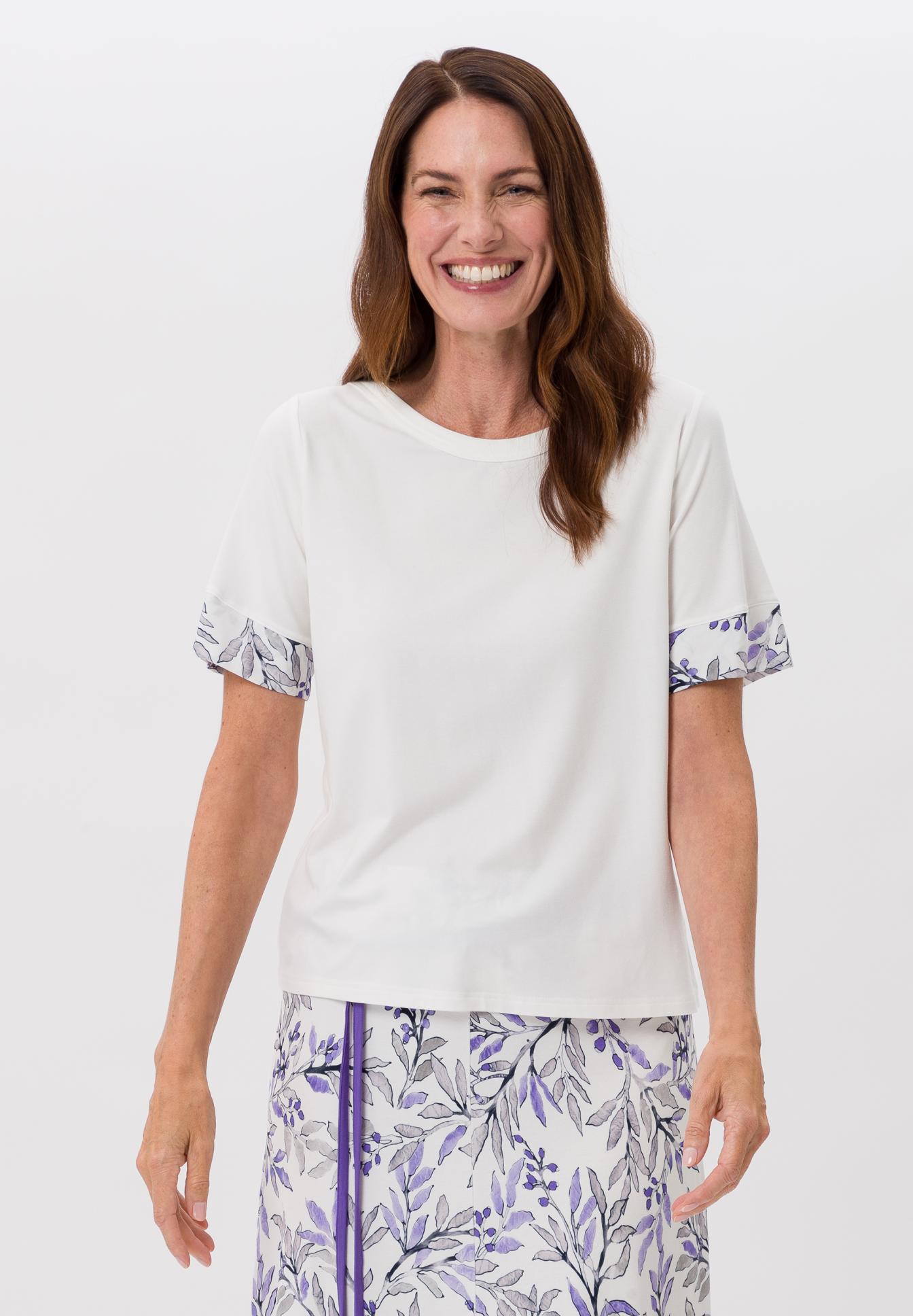 Feminines Shirt im Materialmix - Produktbild 1