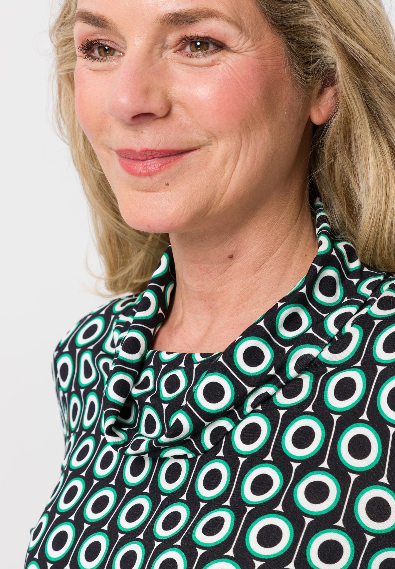 Shirt with graphic pattern - Bild 4