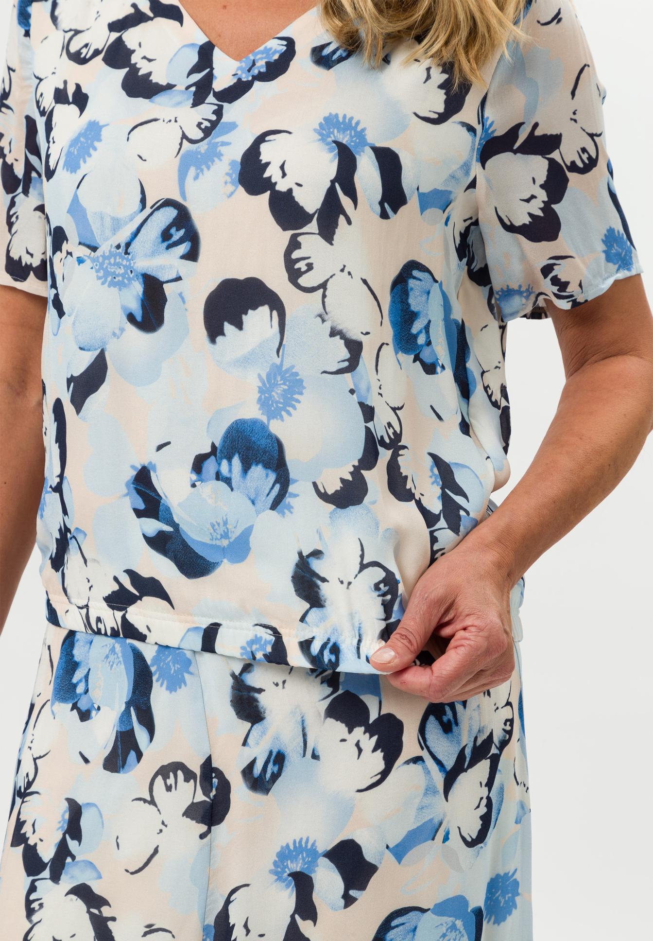 Bluse mit schmeichelnder Silhouette - Bild 4