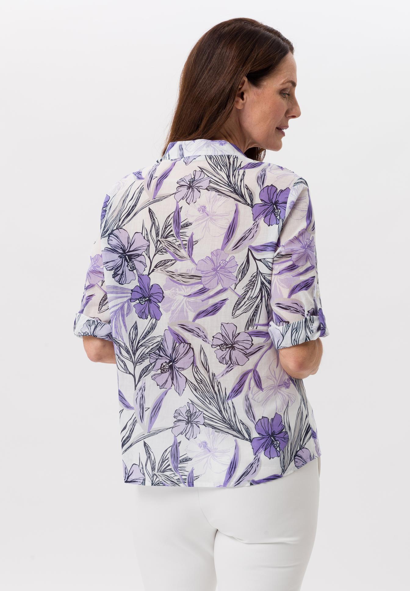 Blouse with a delicate floral print - Bild 2