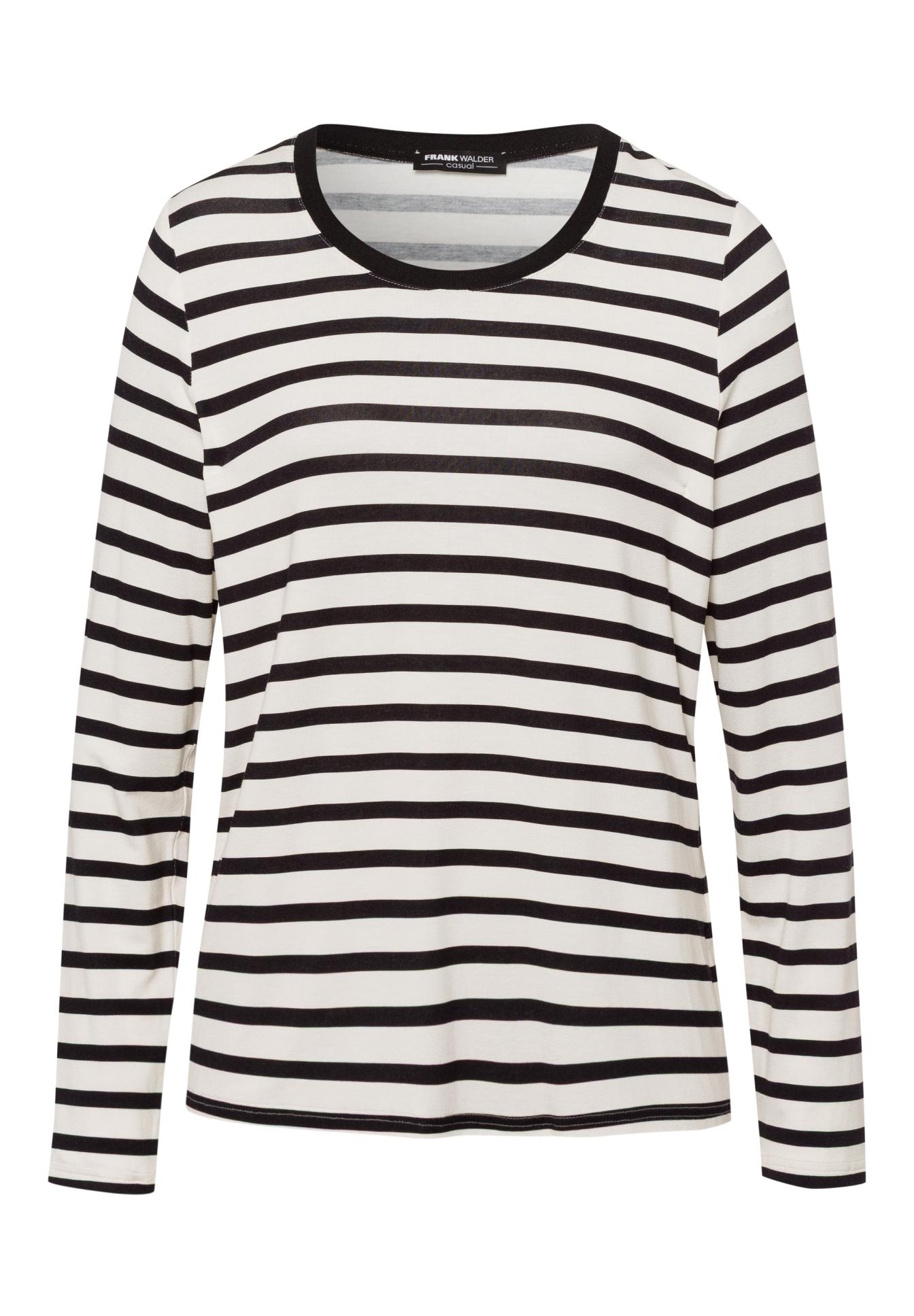 Shirt In a modern striped pattern - Product Image 1