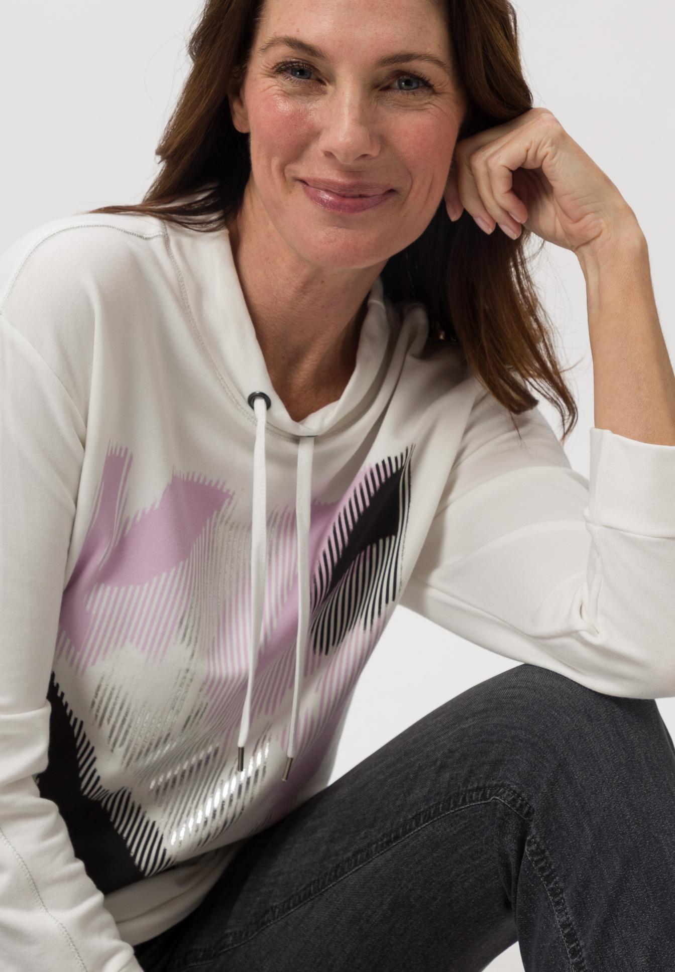 Sweatshirt mit Motivprint und Schmuck - Bild 4