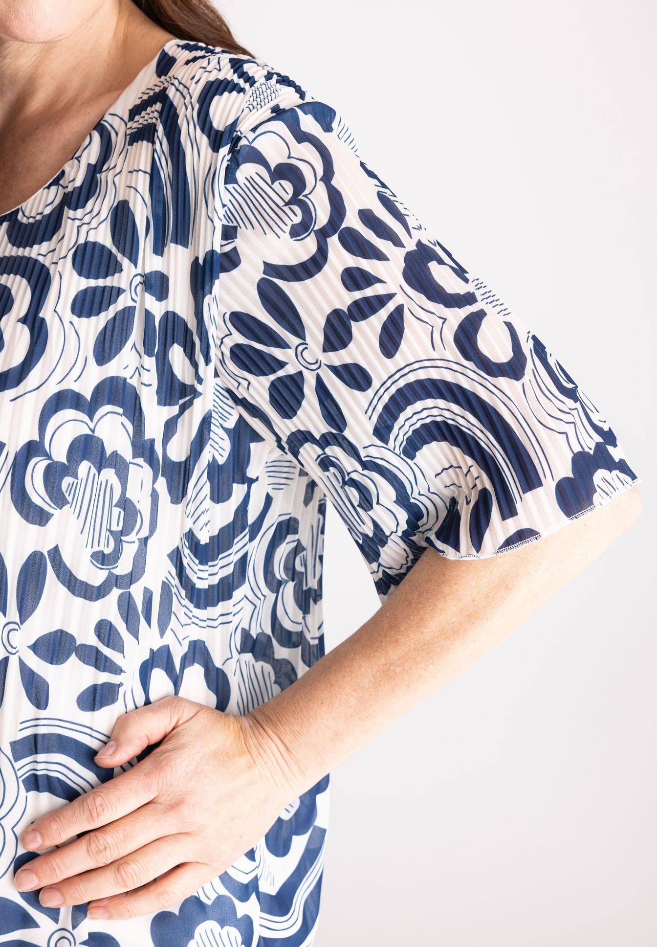 Bluse mit Plissee-Optik - Bild 4